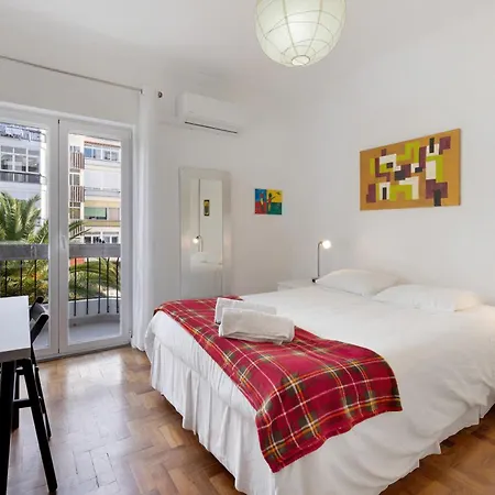 Spacious T3 Near * Эшторил