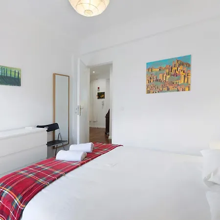 Spacious T3 Near Апартаменты